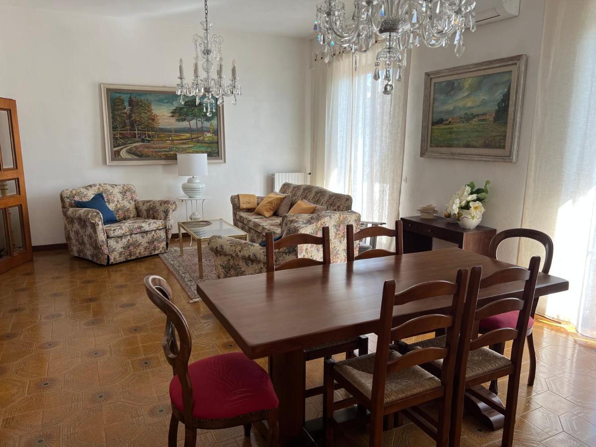 Casa Vanni 瓦达 外观 照片